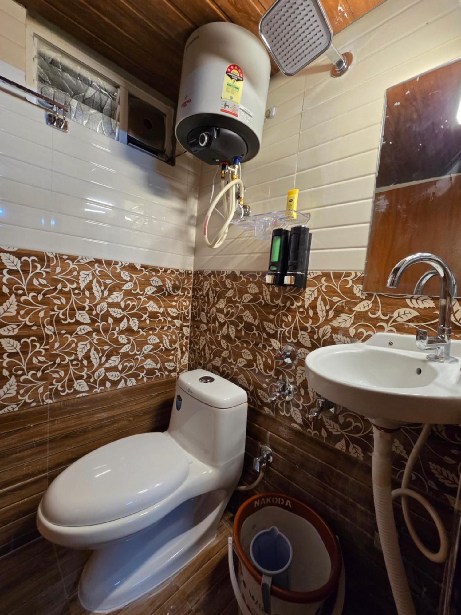 Barla'S Home Stay Shamshabad Esterno foto